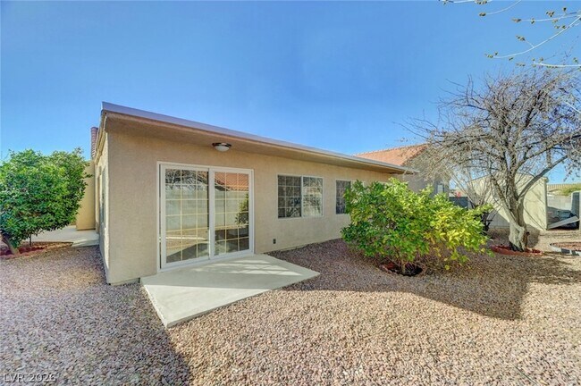 Building Photo - 904 Swift Bear St