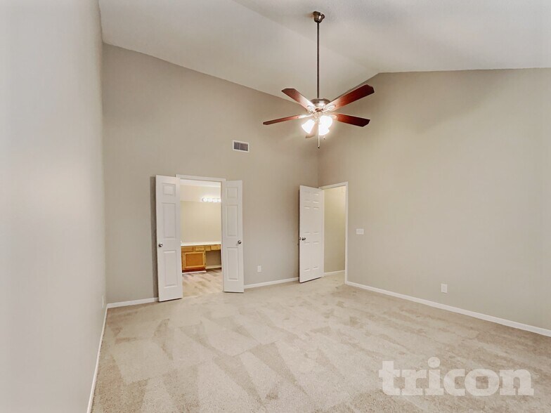 Building Photo - 1030 Cheyenne Meadows Dr