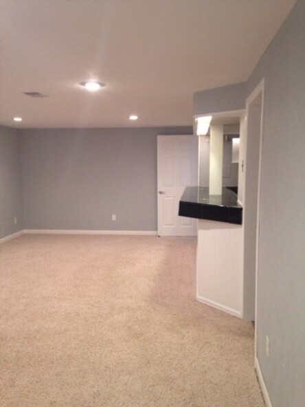 Building Photo - Fabulous Lakewood Home!