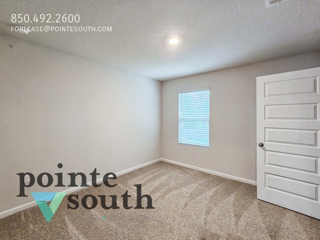 Building Photo - 5249 Peach Dr