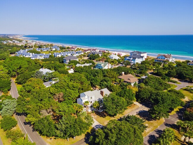 Building Photo - 162 Pioneer Loop