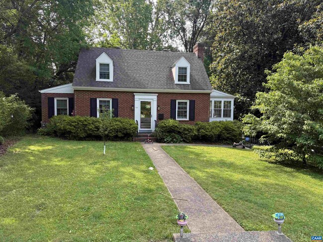 Primary Photo - 726 Cargil Ln