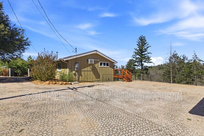 Building Photo - 140 Spaten Way