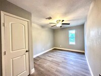 Building Photo - 4318 1st St