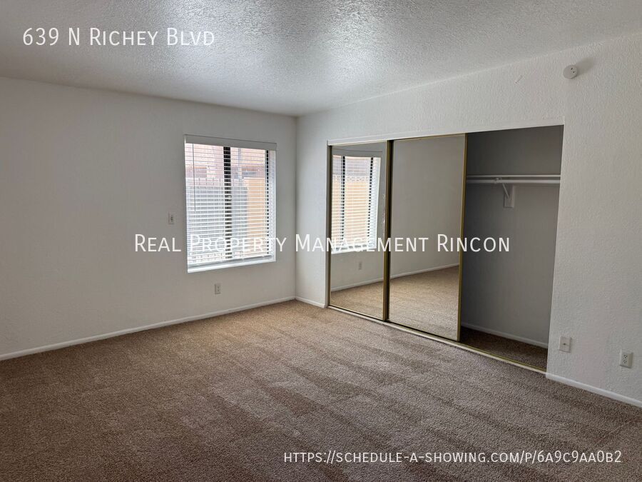 Building Photo - 639 N Richey Blvd