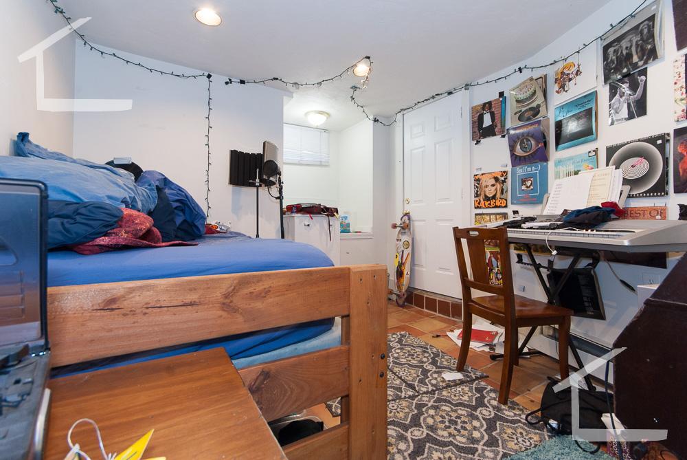 Building Photo - 86 Linden St