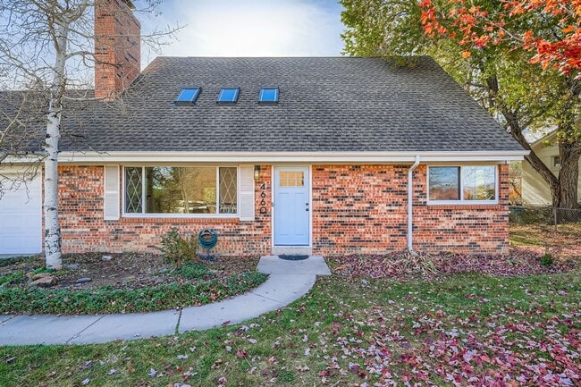 Building Photo - 4660 Sioux Dr