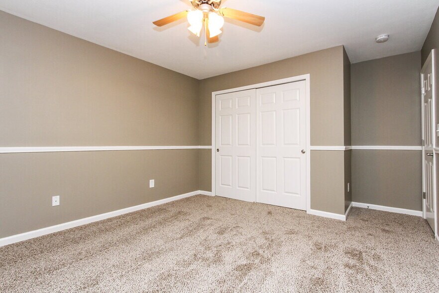 Building Photo - 11195 Catalina Dr