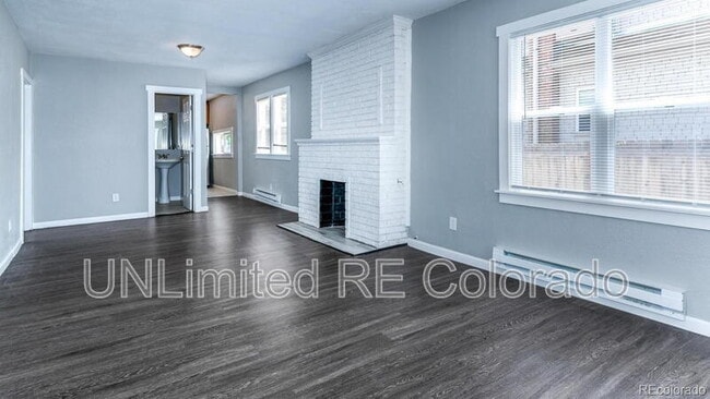 Building Photo - 504 King St