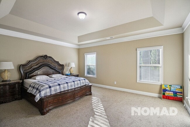Building Photo - Stunning 6BR House in Cumming