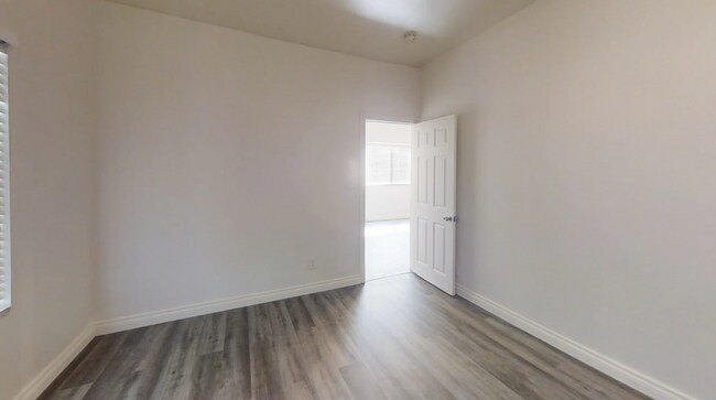 Building Photo - 663 W Sepulveda St