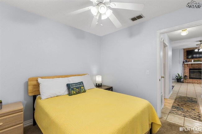 Building Photo - 5411 Forest Cove Dr