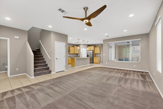 Building Photo - 6322 Vista del Bosque Dr