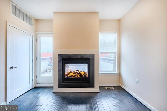 Building Photo - 256 Bluemont Branch Terrace SE