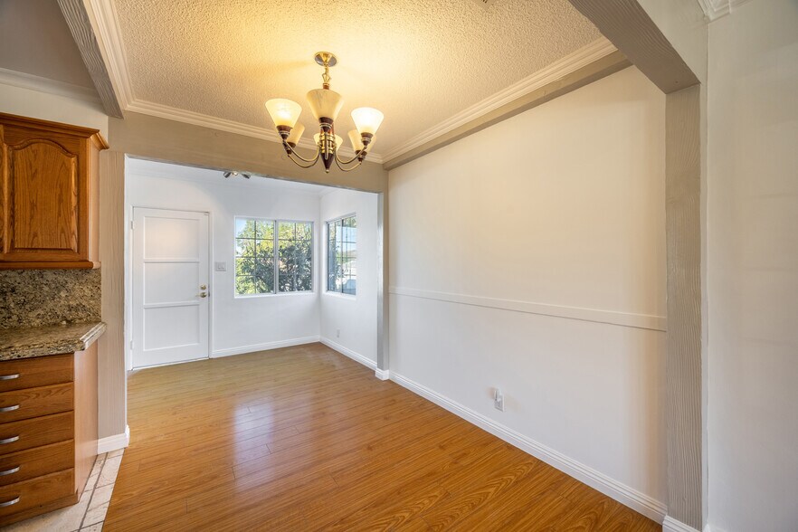 Building Photo - 10645 Mather Ave