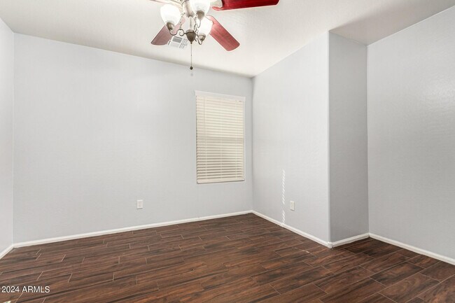 Building Photo - 45127 W Jack Rabbit Trail
