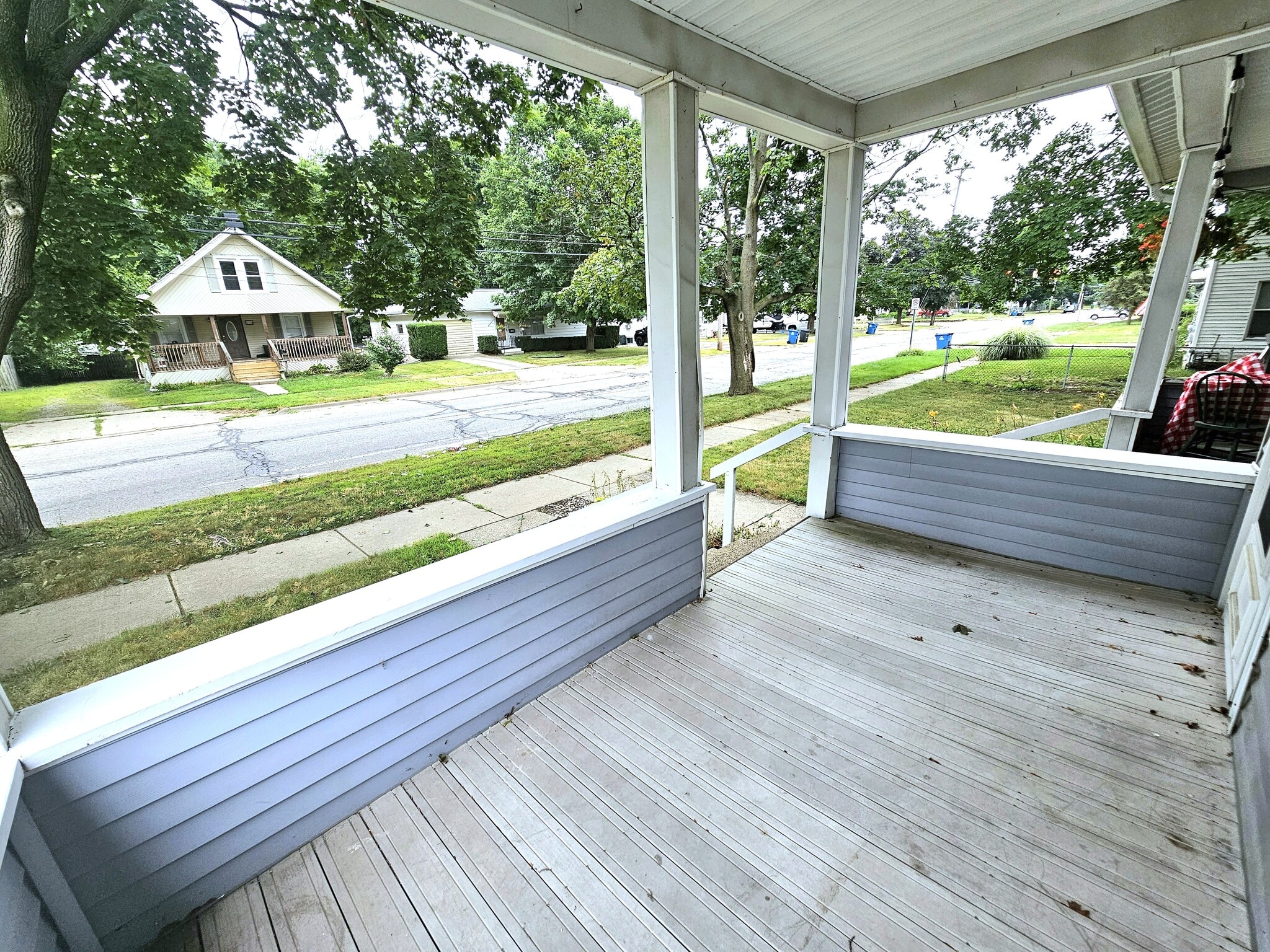 Front Porch - 169 East Ave N