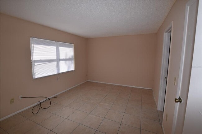 Building Photo - 3248 Split Willow Dr