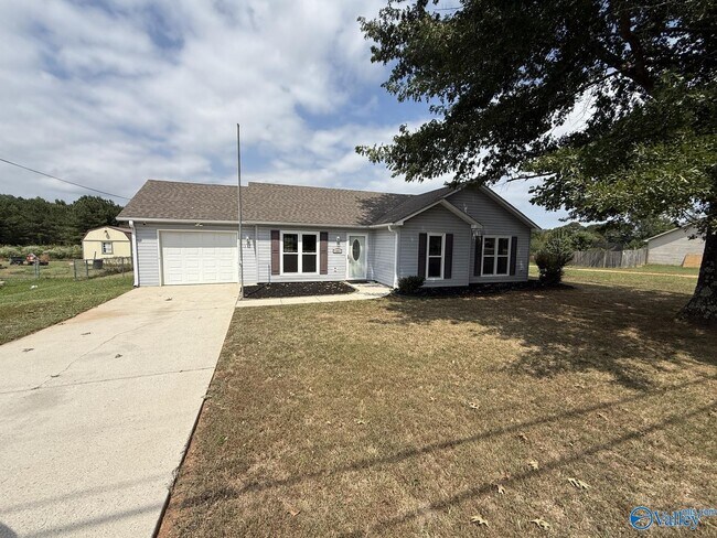 Building Photo - 1551 Ready Section Rd