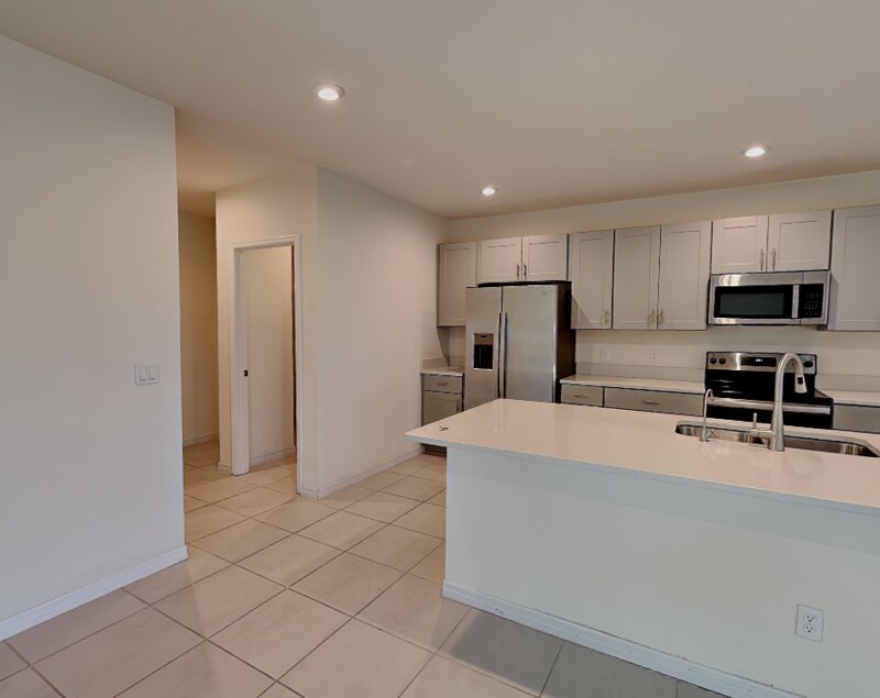 Building Photo - 3880 Fescue St