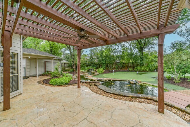 Building Photo - 2214 Cherrytree Ridge Ln