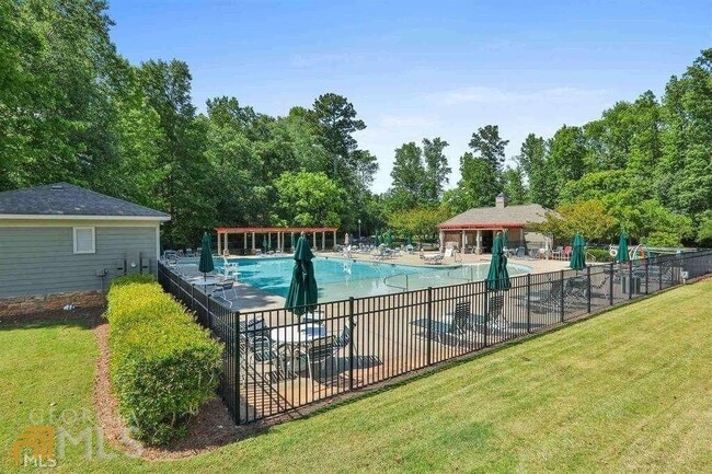 Building Photo - 50 Greens Ct