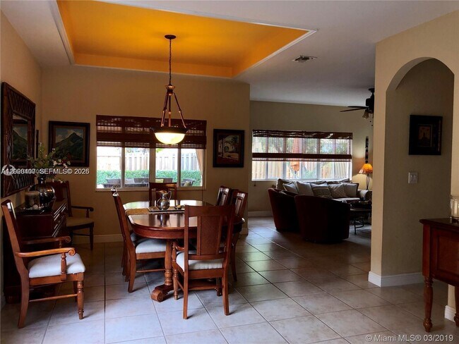 Building Photo - 867 SW 155th Ct