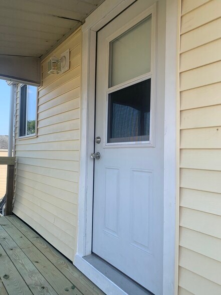 Primary Photo - 346 Tyler Ave