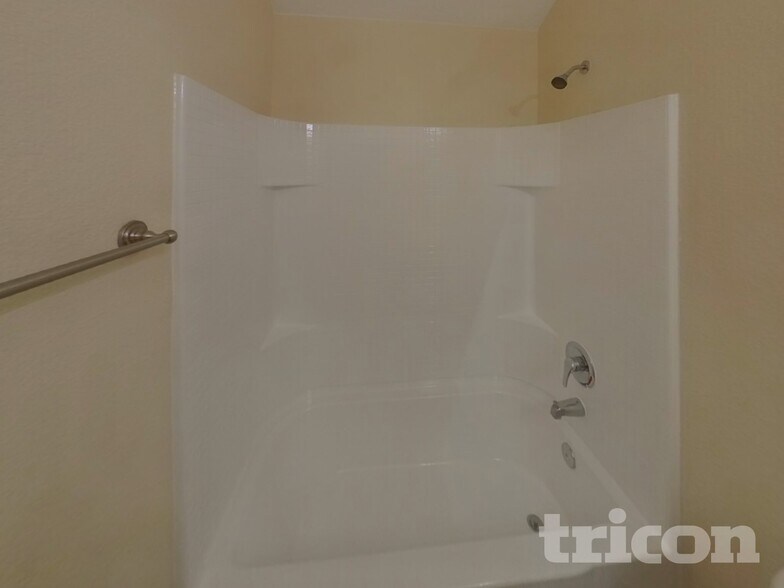 Building Photo - 8536 Cherry Bark Ln