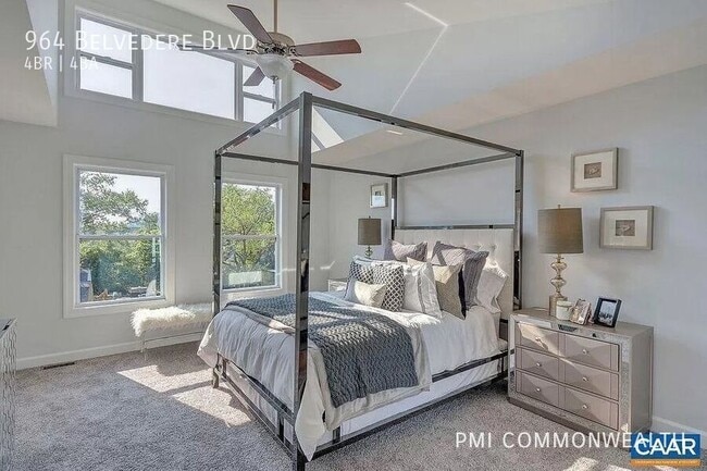 Building Photo - 964 Belvedere Boulevard