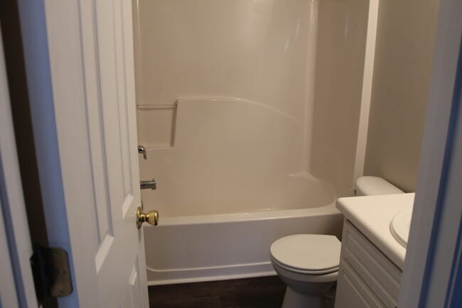 Building Photo - Columbia County Fort Grodon Attached home with Garage