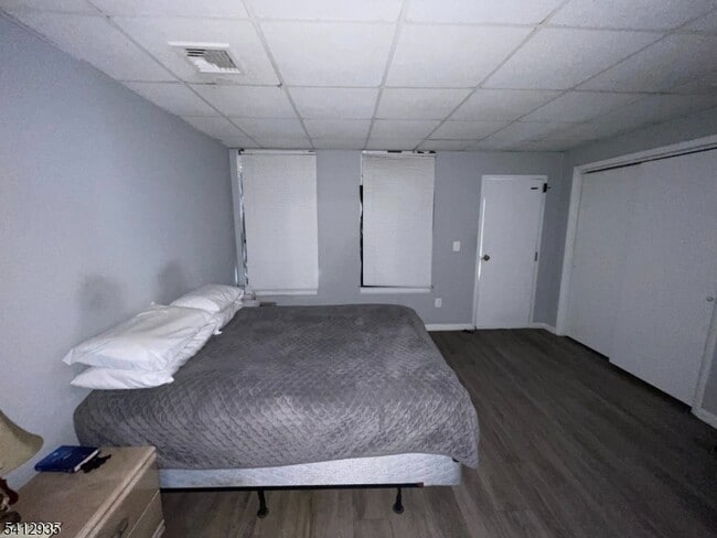 Building Photo - 44 N Sussex St