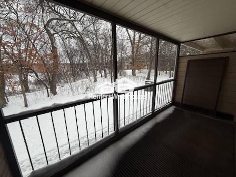 Building Photo - 5607 Green Cir Dr