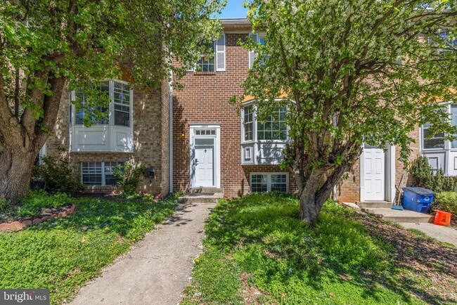 Building Photo - 1095 Travis Ln