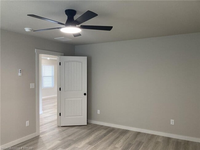Building Photo - 10423 Preston Ct