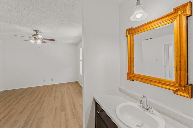 Building Photo - 1859 Coronado Hills Dr