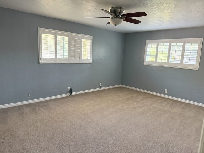 Building Photo - Beautiful Southside Los Banos Rental