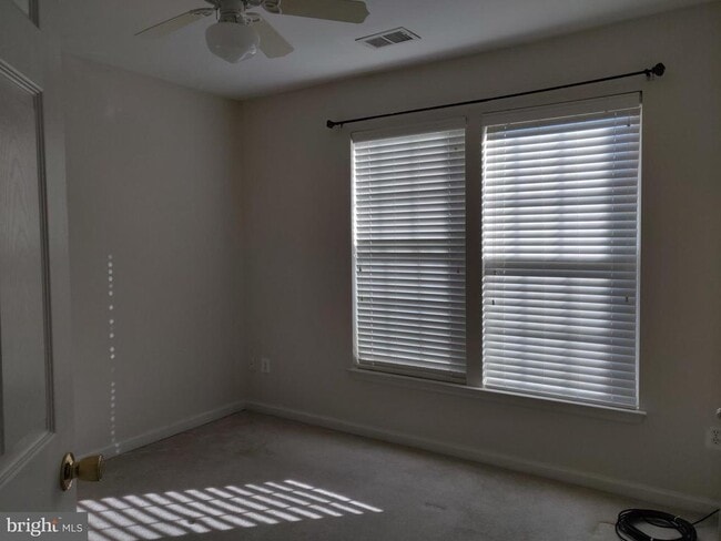 Building Photo - 4638 Odessa Dr