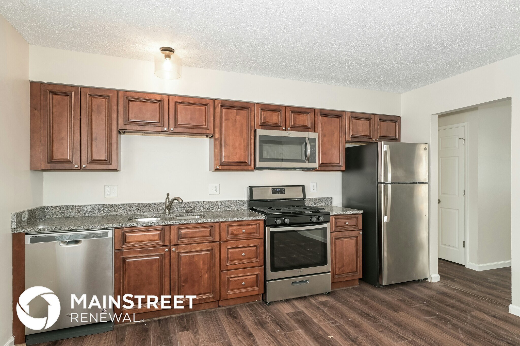 Building Photo - 3515 Ridgewood Dr