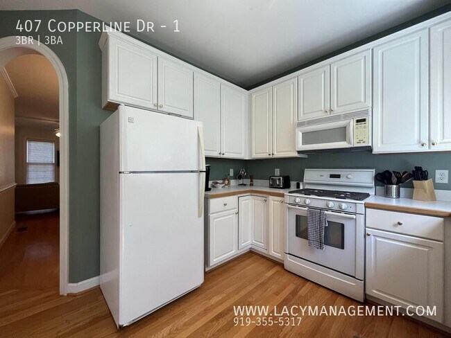Building Photo - 407 Copperline Dr
