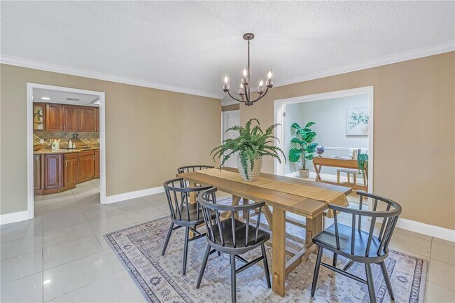 Building Photo - 2267 Heron Cir