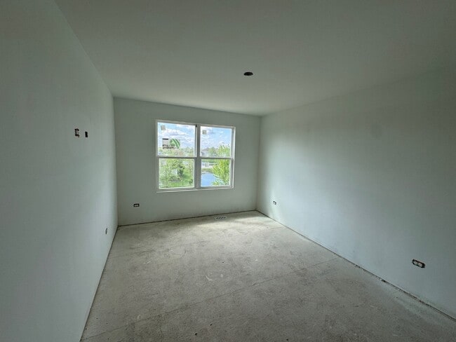 Building Photo - 12428 Limerick Ln