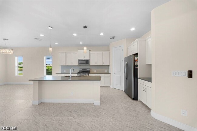Building Photo - 4633 Mystic Blue Wy