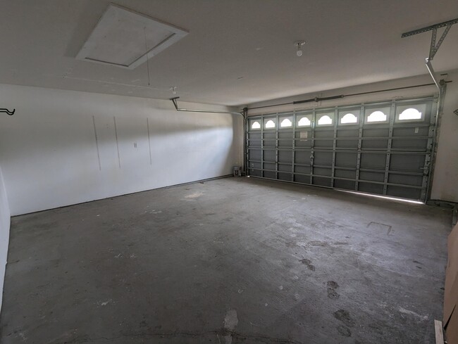 Building Photo - 7309 Westminster Dr