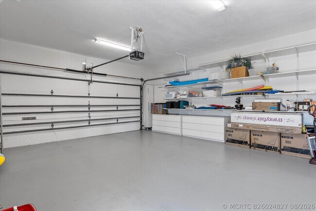 Building Photo - 207 Royal Palm Dr