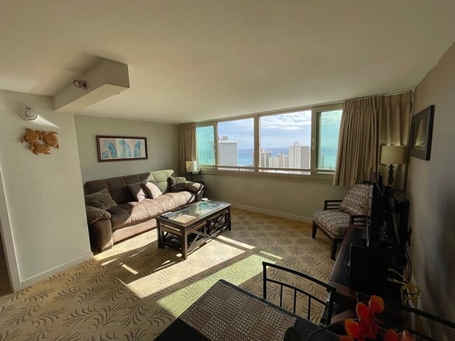 Building Photo - Furnished 1 Bedroom Island Colony Great Amenities!