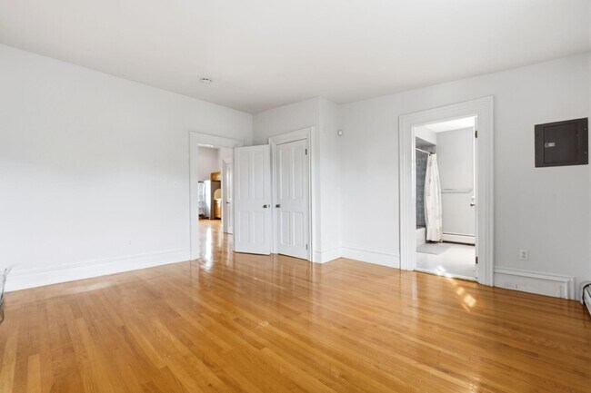 Building Photo - 249 8th St