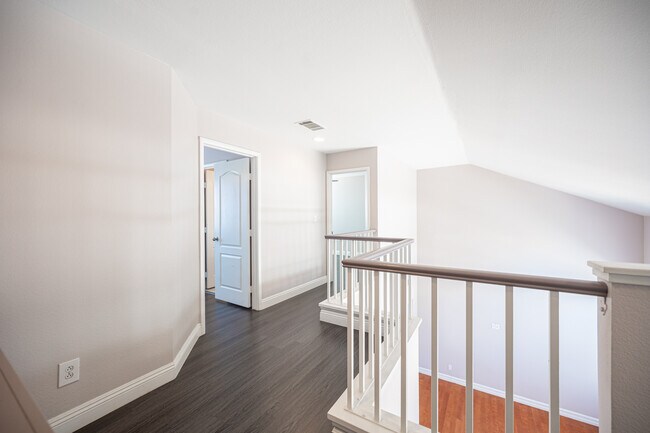 Building Photo - 1775 Walingwood Dr