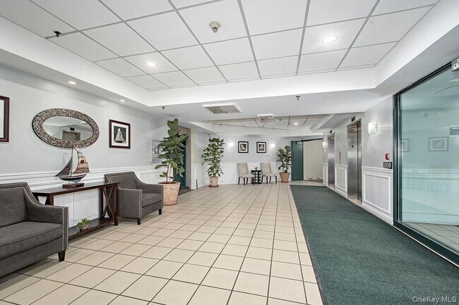 Building Photo - 123 Mamaroneck Ave