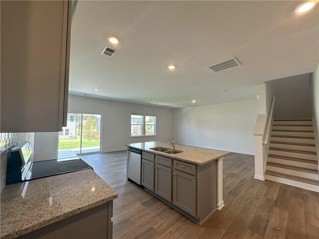 Building Photo - 612 Blue Sky Blvd